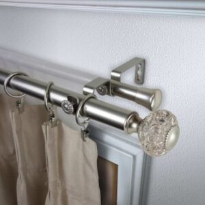 CURTAIN RODS (7)