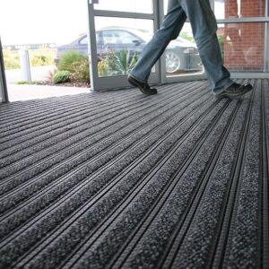 ENRTY CARPET (14)