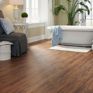 LUXURY VINYL PLANKS (6)