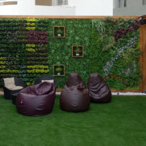 VERTICAL GARDEN (1)